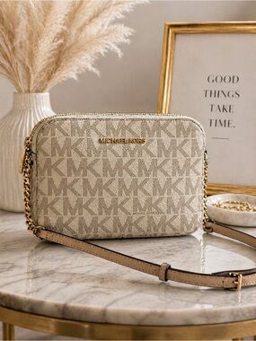 Michael Kors Jet Set Crossbody Bag Beige MK Logo Small Chain Strap